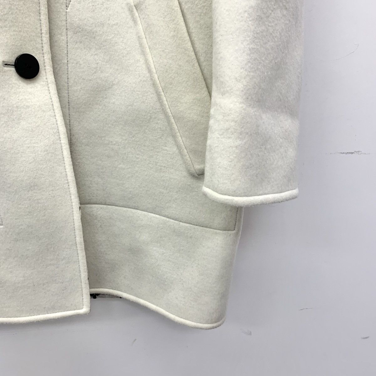 Louis Vuitton Louis Vuitton 23 Logo Full Print Sheep Wool Reversible Coat Size XS / US 0-2 / IT 36-38 - 6 Thumbnail