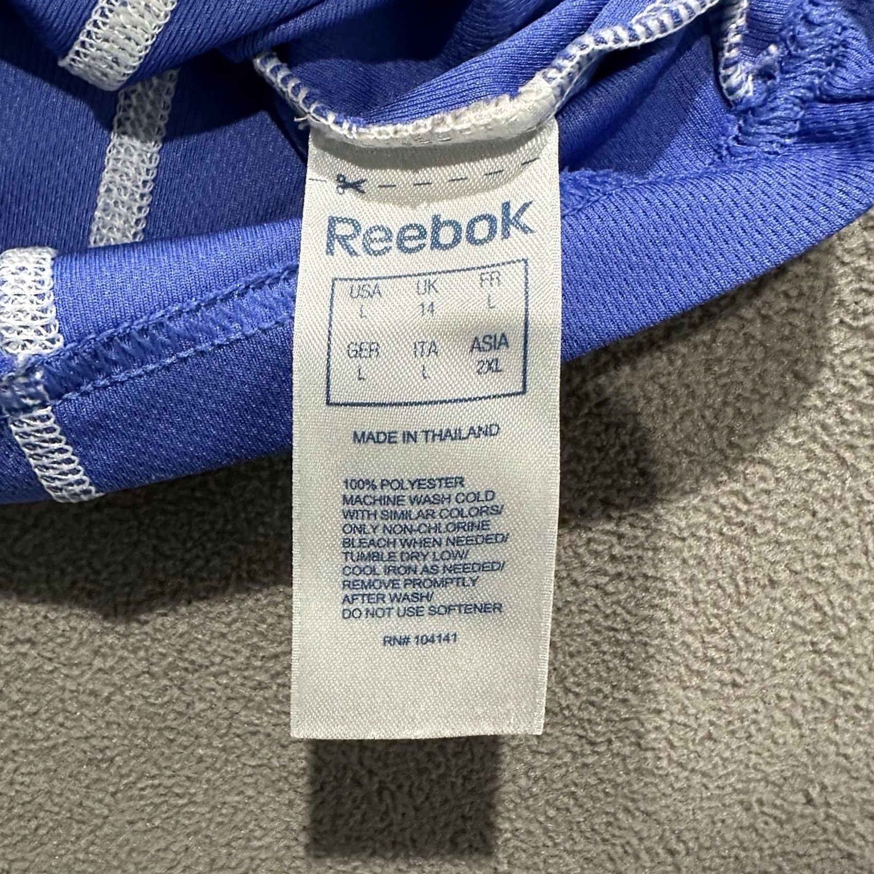 Reebok Reebok Shirt Womens Large Blue Long Sleeve Athletic Play Dry Performance EUC Size L / US 10 / IT 46 - 4 Thumbnail