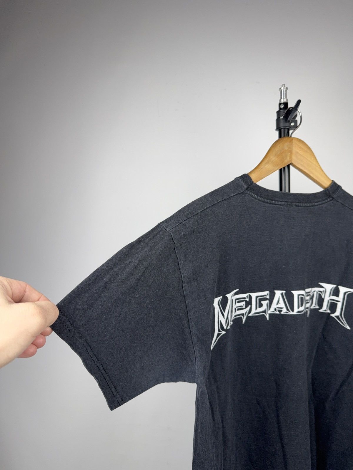 Band Tees 00s Megadeth Skull Graphic Vintage Metal Band T-Shirt Size US M / EU 48-50 / 2 - 11 Thumbnail