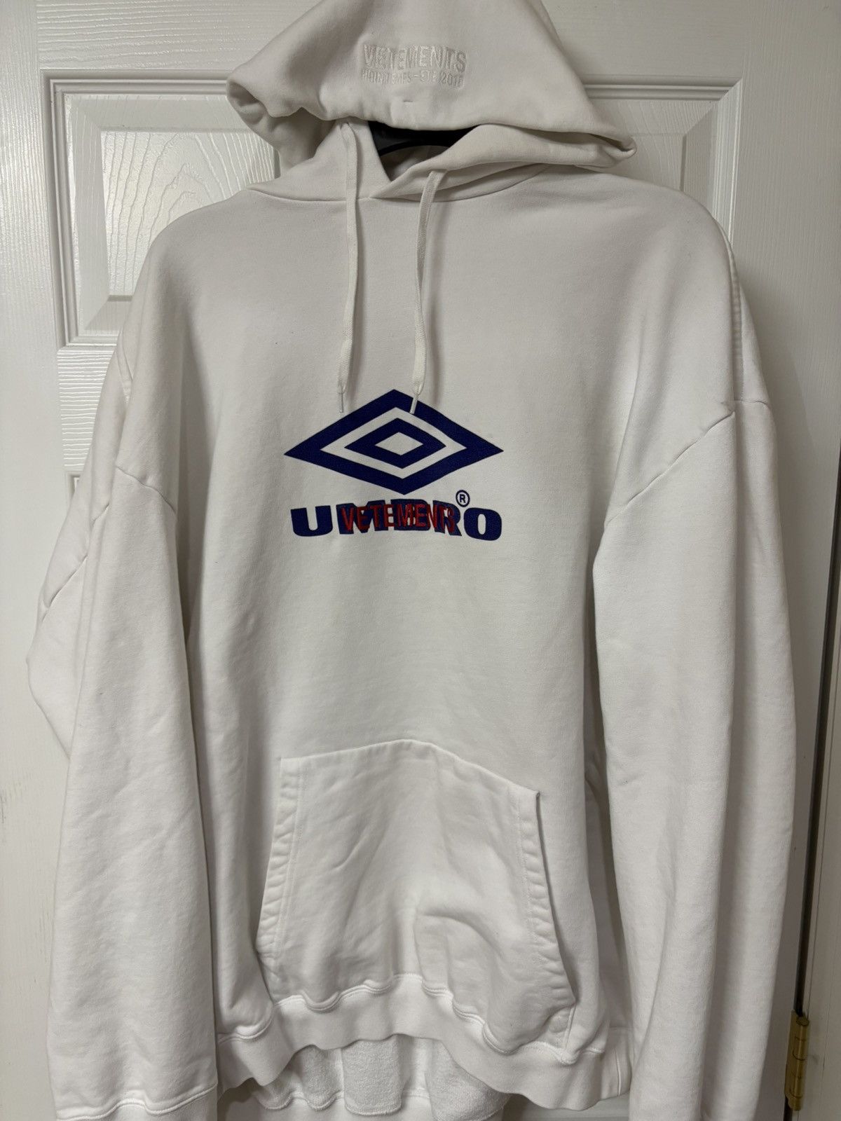 お*n様 VETEMENTS × UMBRO コラボ パーカー 白 XS 正規品 Umbro x MTV Hoodie - White