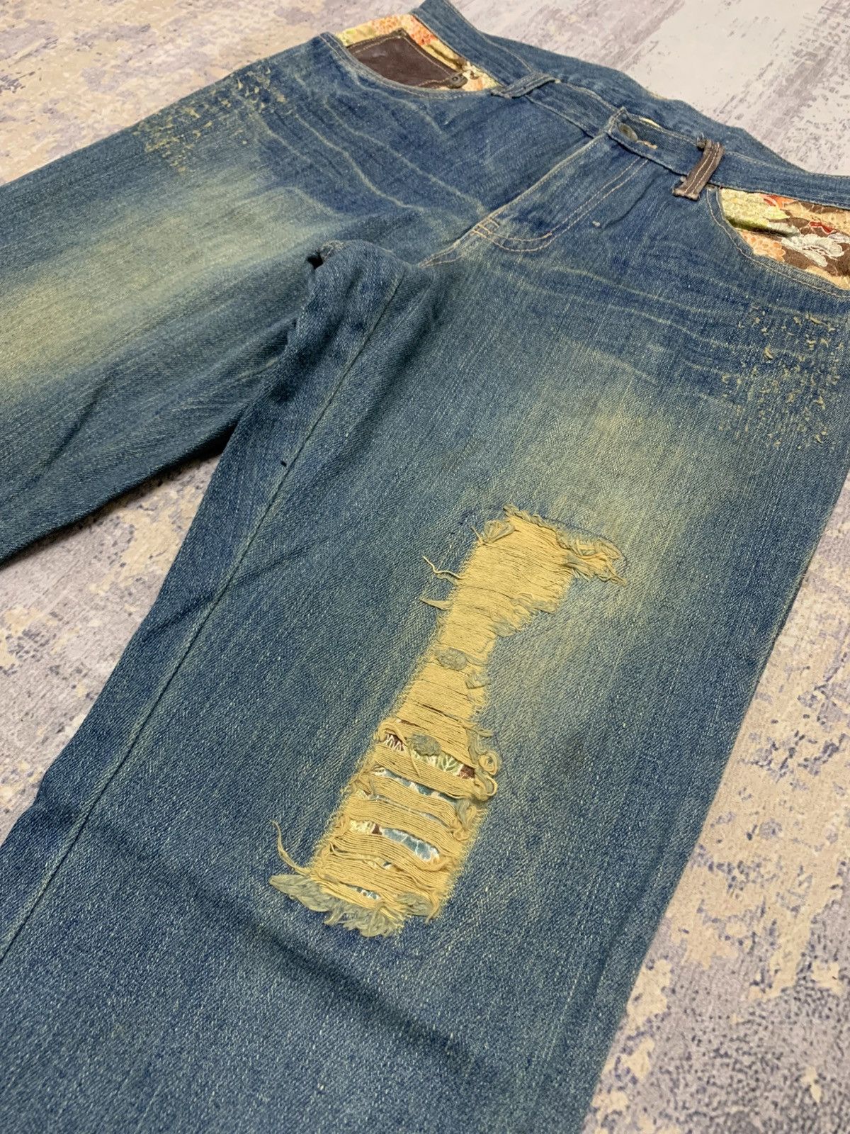 Japanese Brand Archive Japanese Sukajan Gumu Distressed Patchwork Jeans 32 Size US 32 / EU 48 - 4 Thumbnail