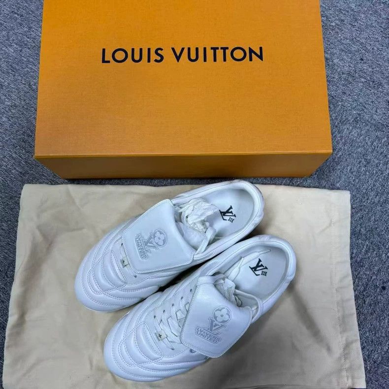Louis Vuitton Louis Vuitton White Footprint Spring/Summer 2025 Men's She Size US 6.5 / EU 39-40 - 1 Thumbnail