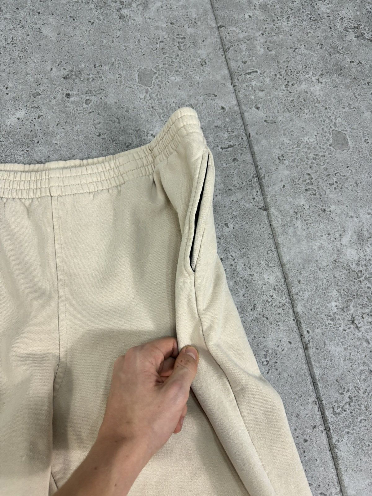 Japanese Brand × Tommy Hilfiger Crazy Wide Leg Hip Hop Sweatpants Tommy Hilfiger Japanesse Size US 36 / EU 52 - 9 Thumbnail