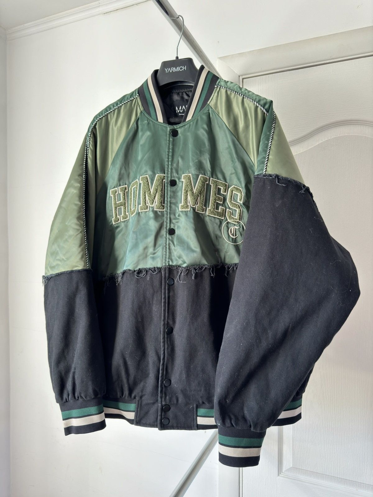 Vintage Varsity SATIN AND TWILL SPLICED BOMBER Size US XL / EU 56 / 4 - 1 Thumbnail