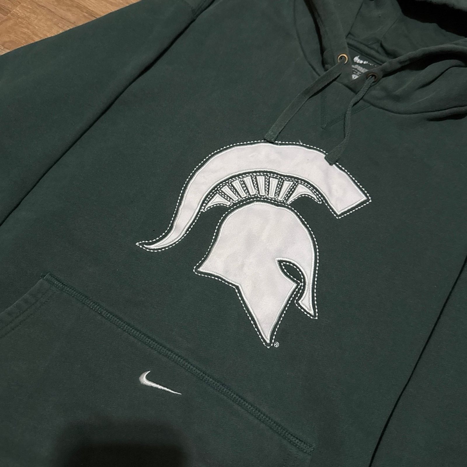 Nike Y2K Nike Team Michigan State Spartans Center Swoosh Hoodie Size US L / EU 52-54 / 3 - 3 Thumbnail