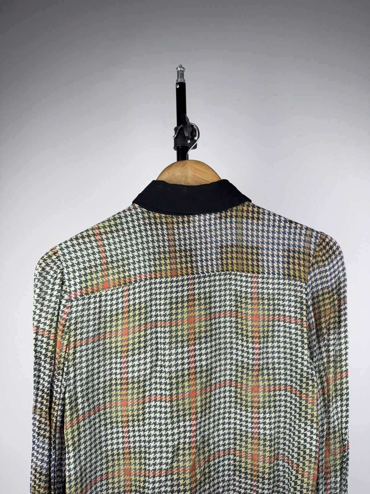 United Colors Of Benetton 00s Benetton Houndstooth Check Blouse With Contrast Collar Size S / US 4 / IT 40 - 9 Thumbnail