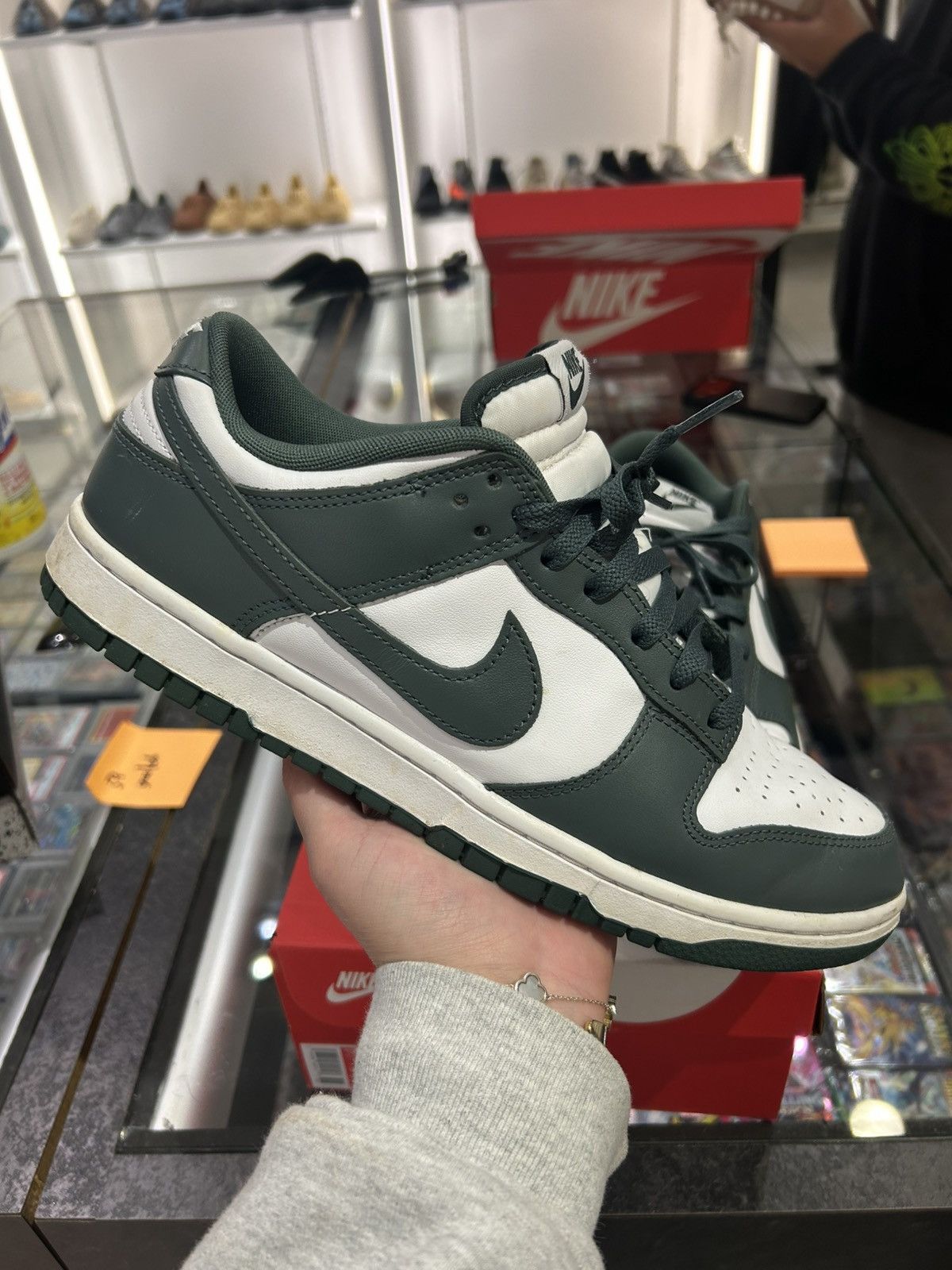 Nike Nike Dunk Low Vintage Green Size US 10.5 / EU 43-44 - 5 Thumbnail