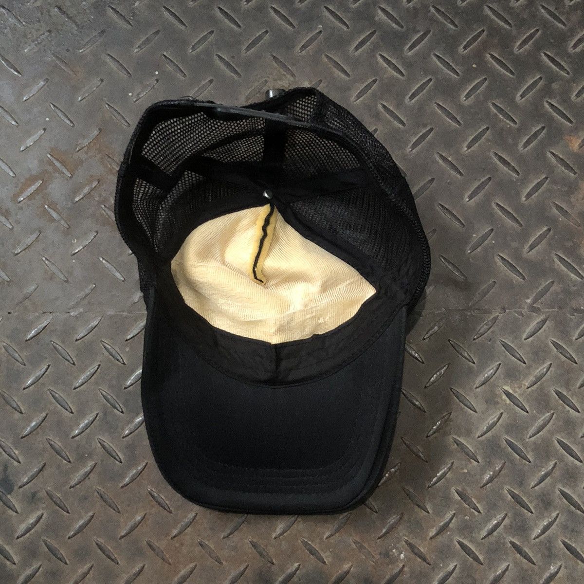 Japanese Brand Y2K Allisone Punk Gothic Trucker Hat Size ONE SIZE - 7 Thumbnail