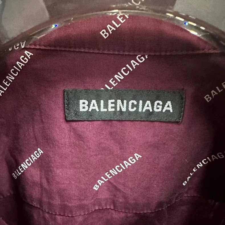 Balenciaga Balenciaga size 39 Burgundy Full Print Shirt Size US S / EU 44-46 / 1 - 2 Thumbnail