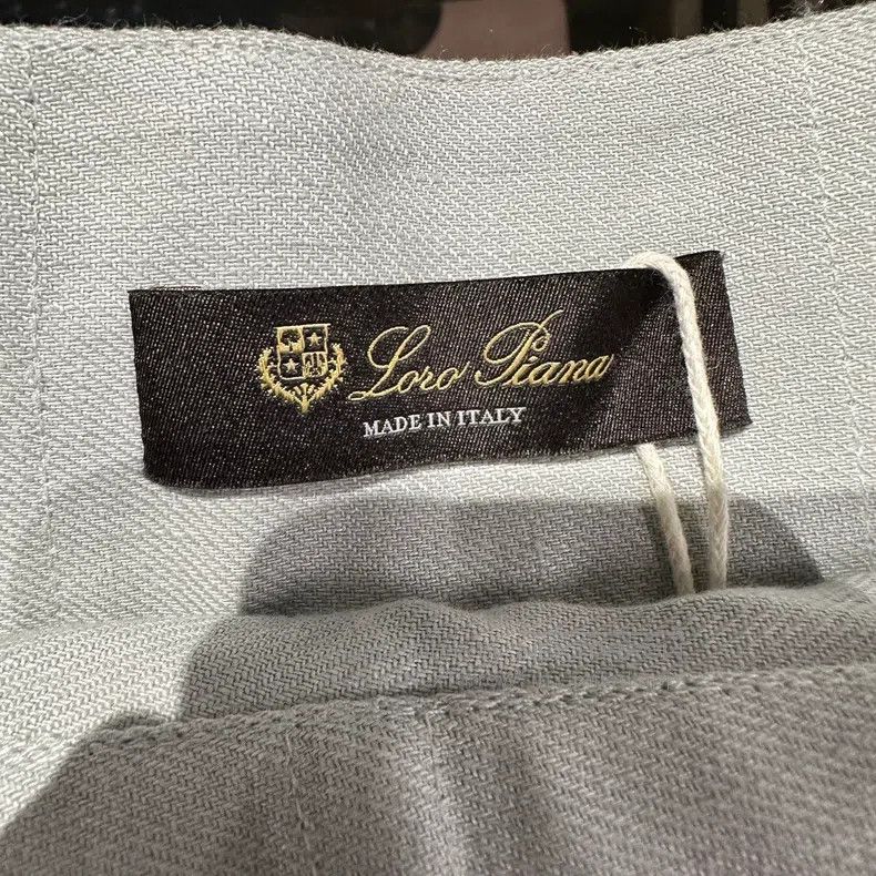 Loro Piana Loro Piana 25SS Gold扣 Linen Pleated Skirt, Size 40, Linen Size 26" / US 2 / IT 38 - 3 Thumbnail