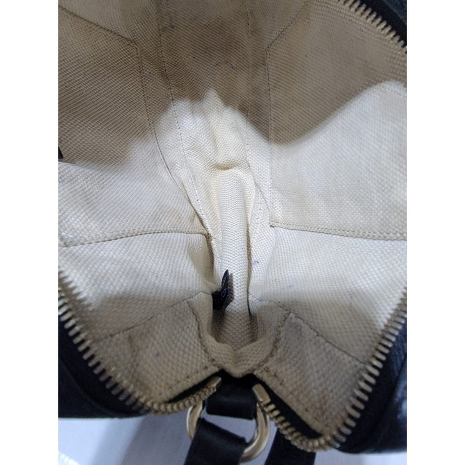 Gucci Authentic GUCCI Pebbled Calfskin Small Soho Disco Bag Black Size ONE SIZE - 13 Thumbnail