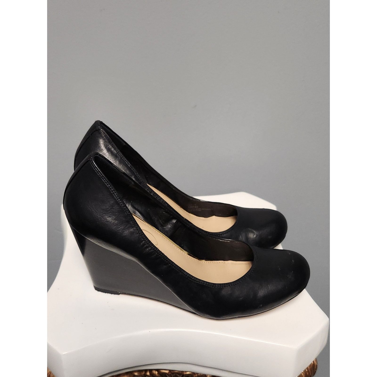 Jessica Simpson Jessica Simpson Black Leather Kellie Wedge Heel Size 10 Size US 10 / IT 40 - 4 Thumbnail