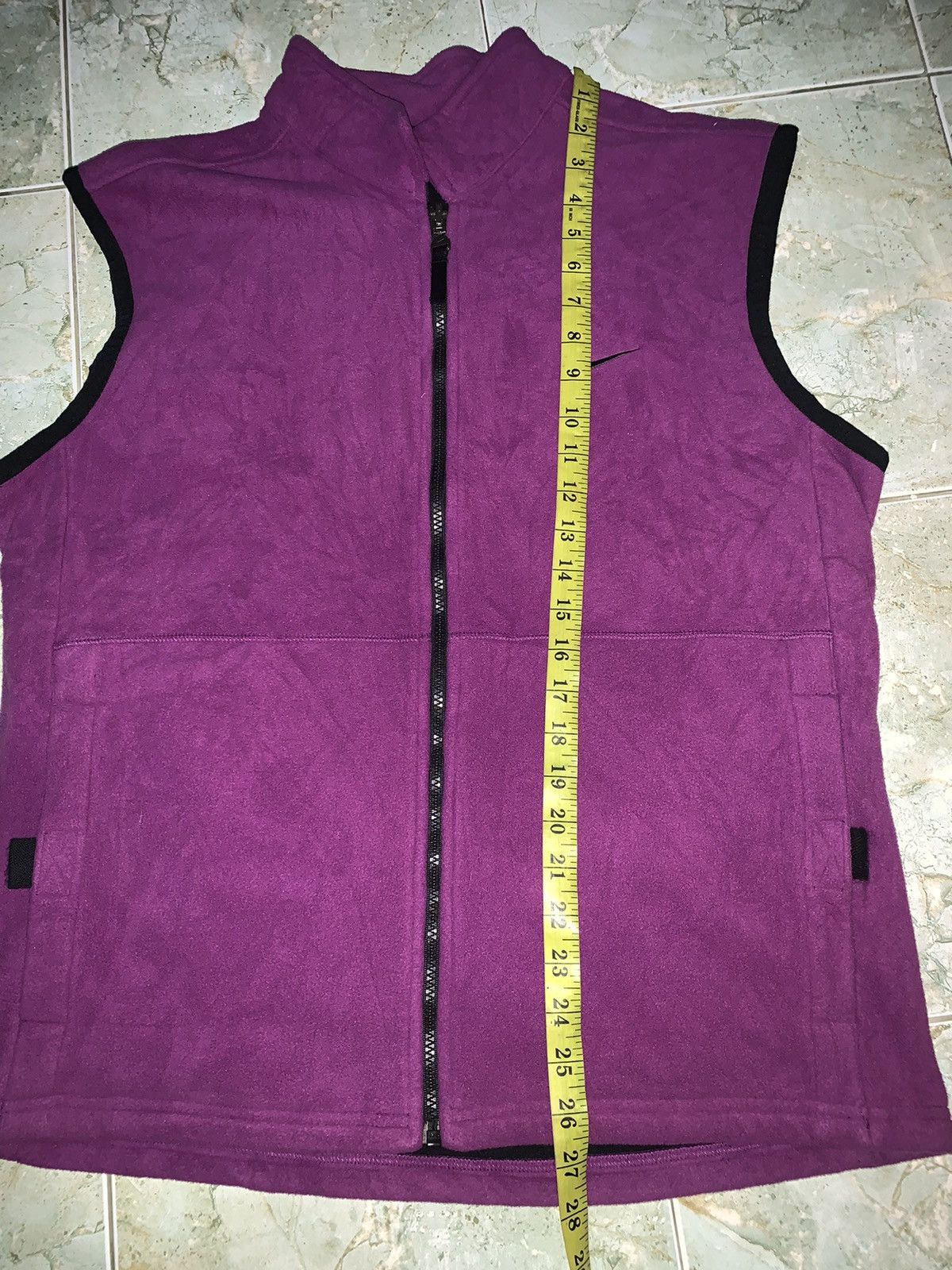 Vintage Vintage Nike fleece Vest Size US M / EU 48-50 / 2 - 12 Thumbnail