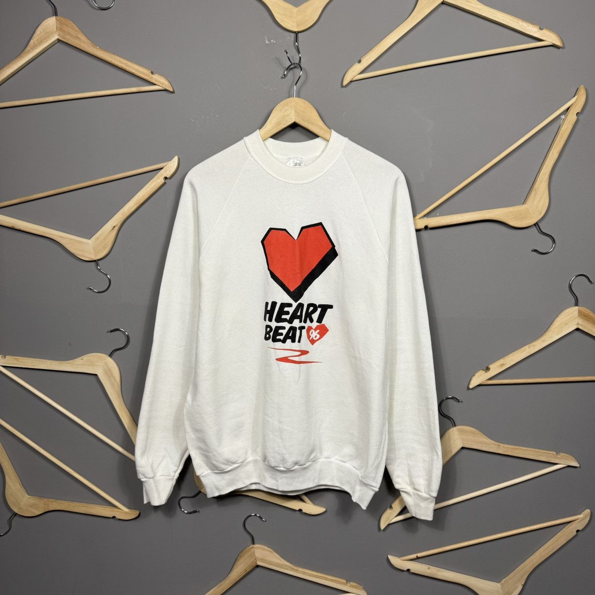 Band Tees × Vintage Vintage 1996 Heart Beat Sweatshirt Size US L / EU 52-54 / 3 - 1 Thumbnail