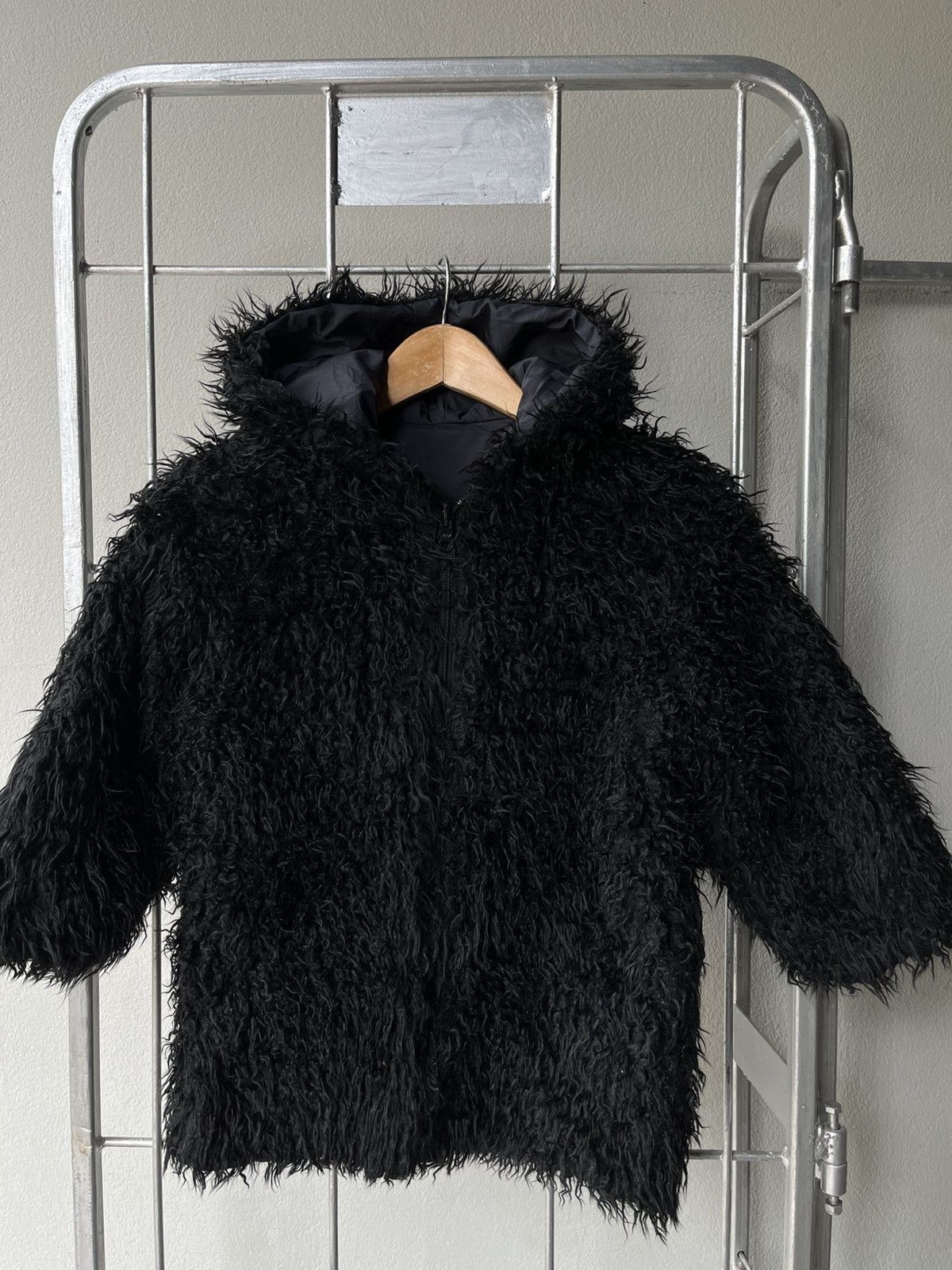 DKNY DKNY Shaggy black Faux fur jacket. Size ONE SIZE - 1 Thumbnail