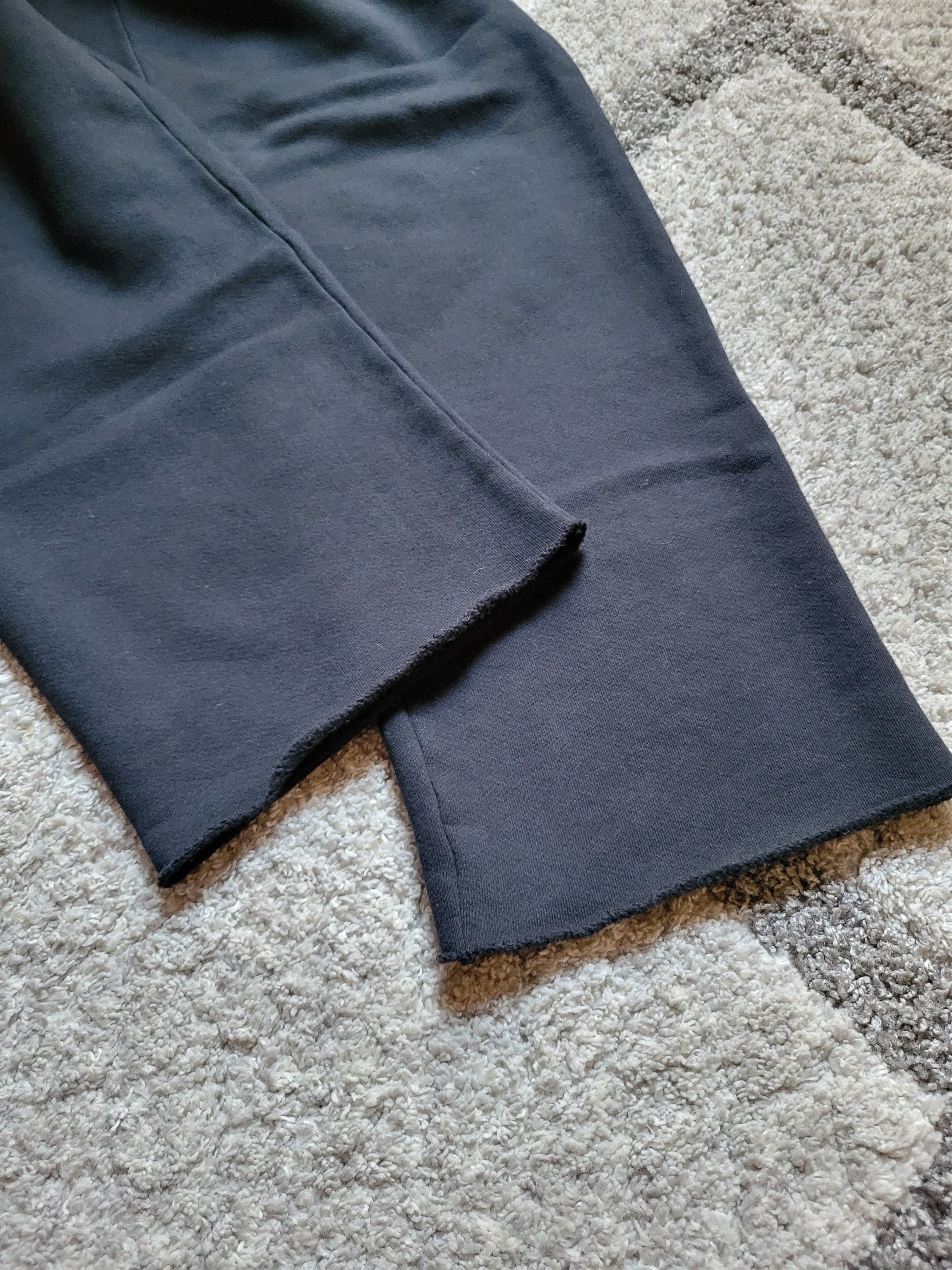 Gosha Rubchinskiy × Kanye West × Yeezy Ye Vultures Heavy Washed V1 Sweatpants Size 2 fits 30-36 Size US 32 / EU 48 - 9 Thumbnail