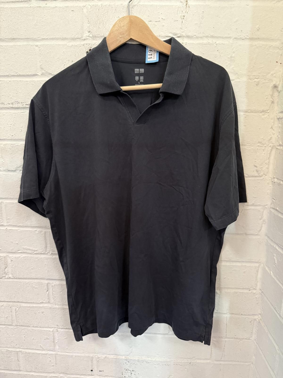 Uniqlo Uniqlo Men's Black Polo Shirt Size L Size ONE SIZE - 1 Thumbnail