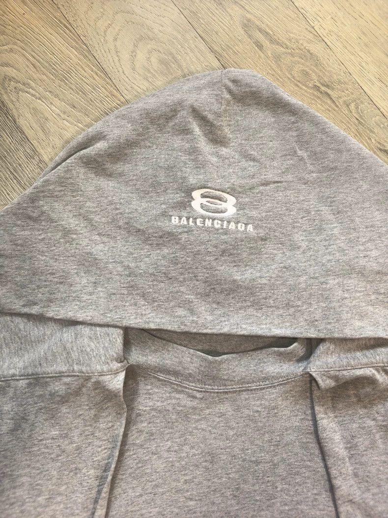 Balenciaga Balenciaga Double Ring Four Sleeve Hooded Fake Two-Piece S Size US M / EU 48-50 / 2 - 2 Thumbnail