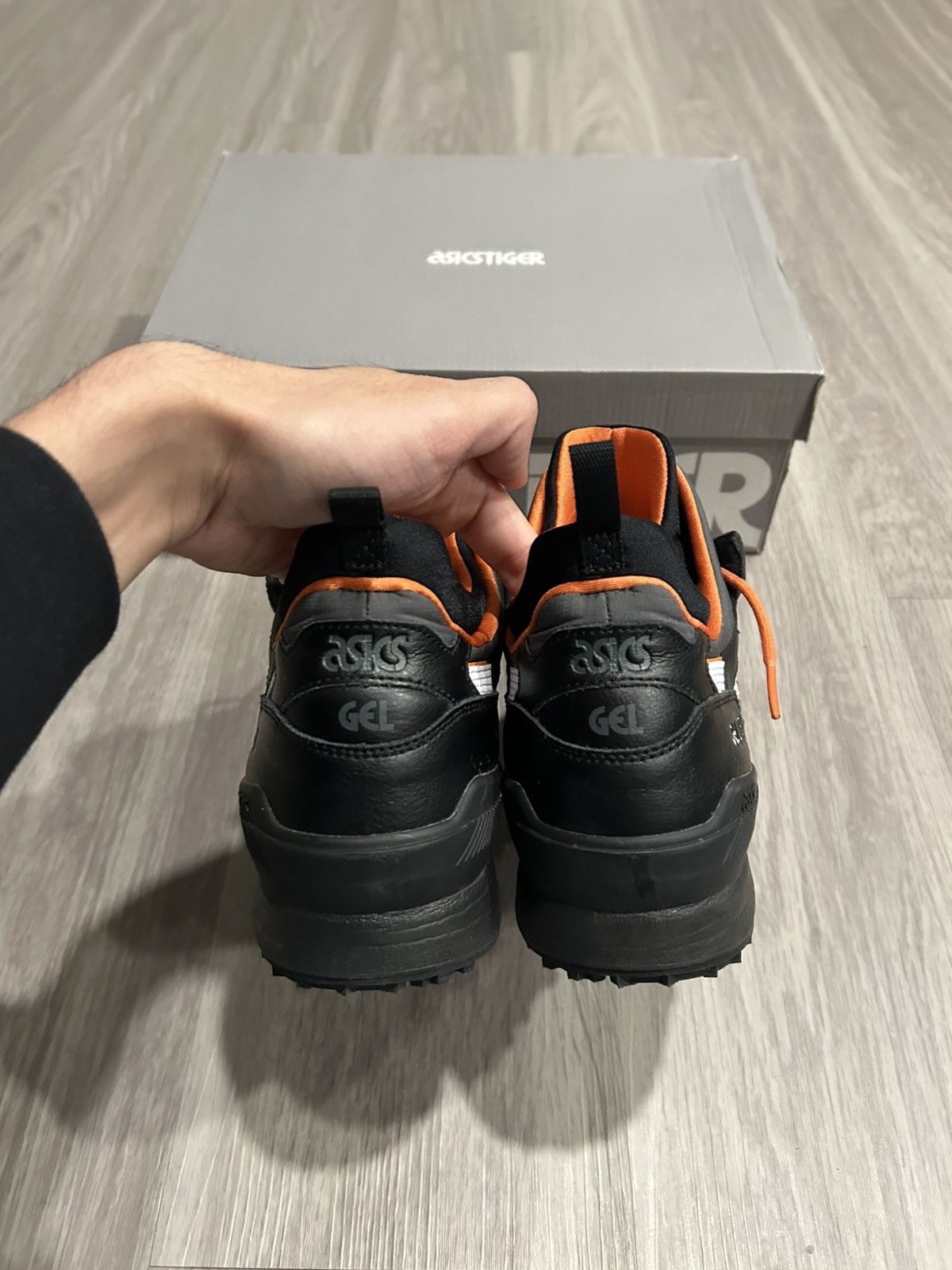 Asics ASICS Gel-Lyte MT Black White Orange Size 10 Size US 10 / EU 43 - 5 Thumbnail