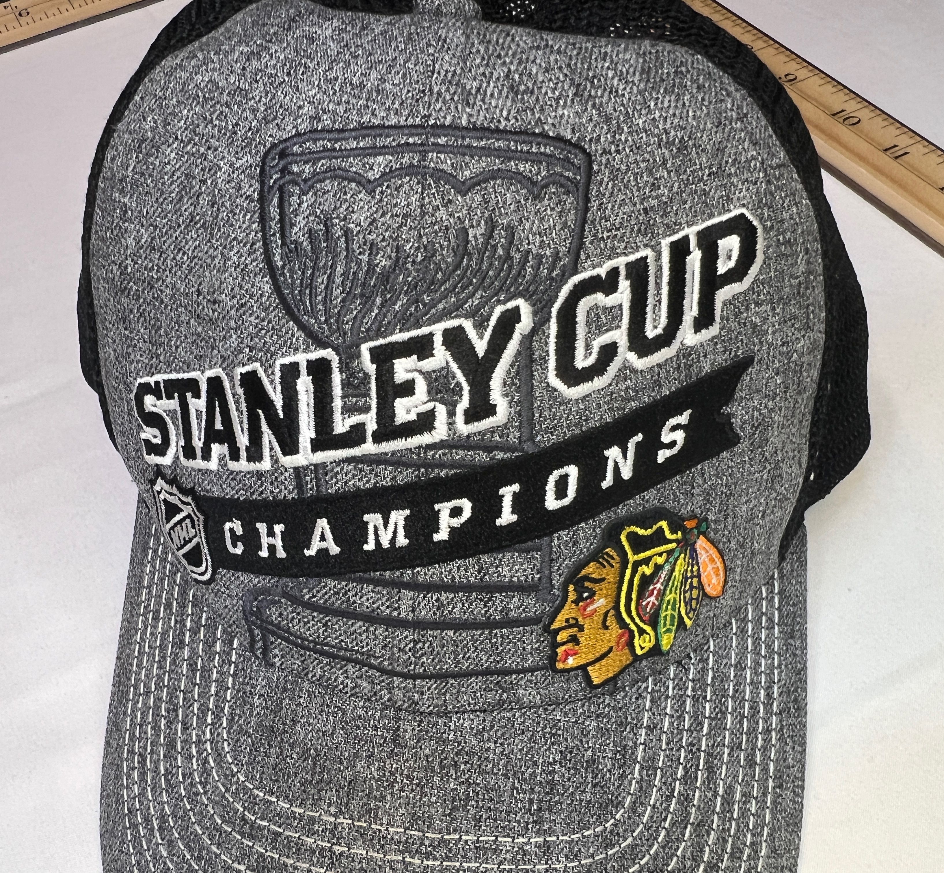 Reebok Chicago Blackhawks Stanley Cup Champions 2013 Hat Size ONE SIZE - 7 Thumbnail