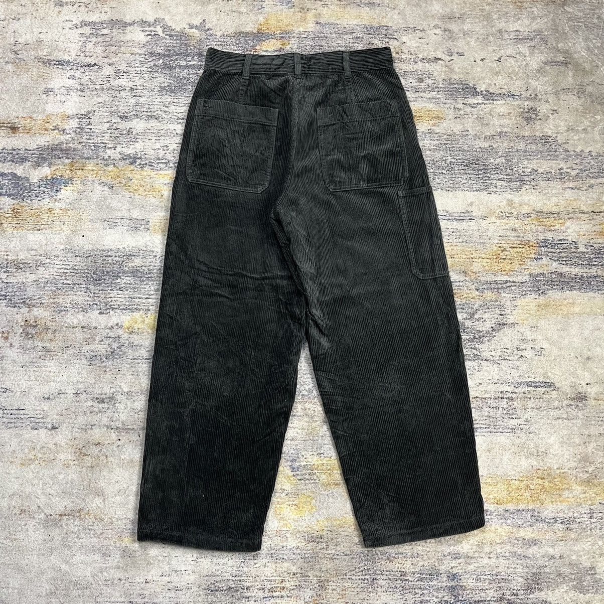 Uniqlo Uniqlo U corduroy baggy pants grey Size US 30 / EU 46 - 2 Thumbnail