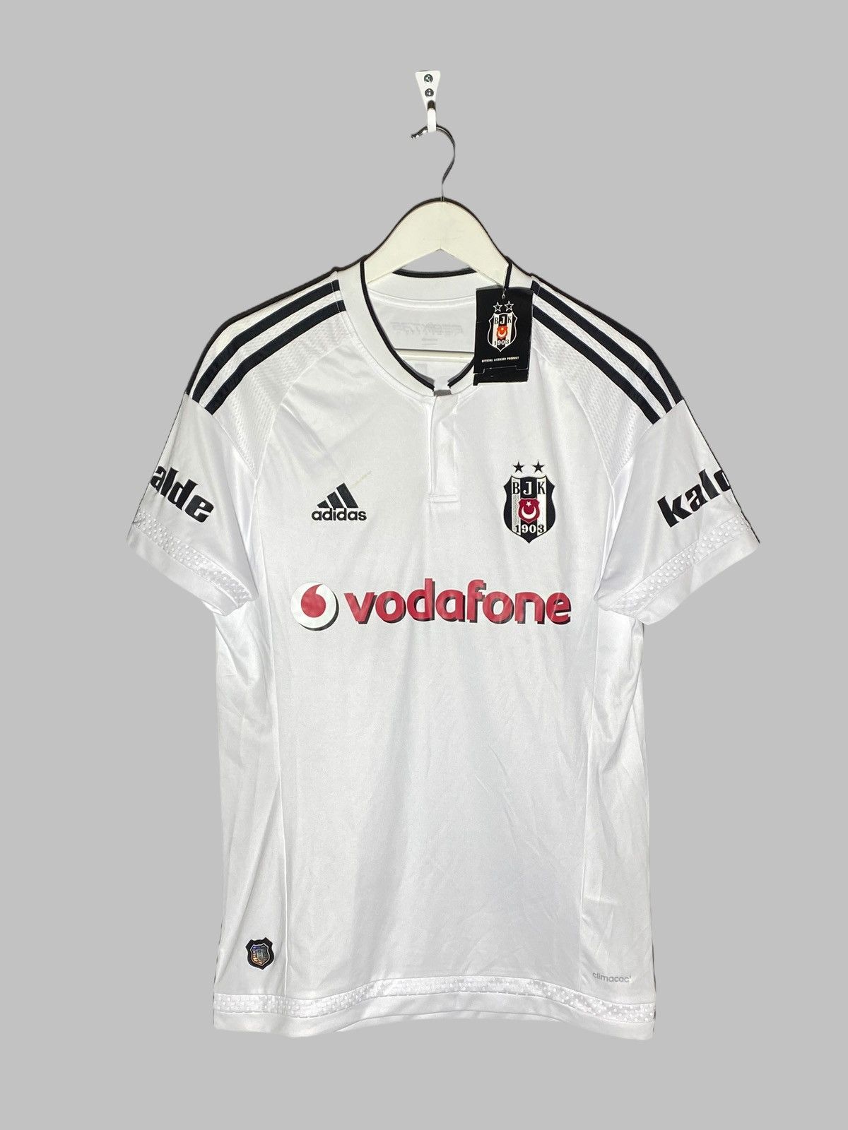 Adidas Adidas Besiktas FC 2015/16 Home Football Shirt Vodafone Size US M / EU 48-50 / 2 - 1 Thumbnail