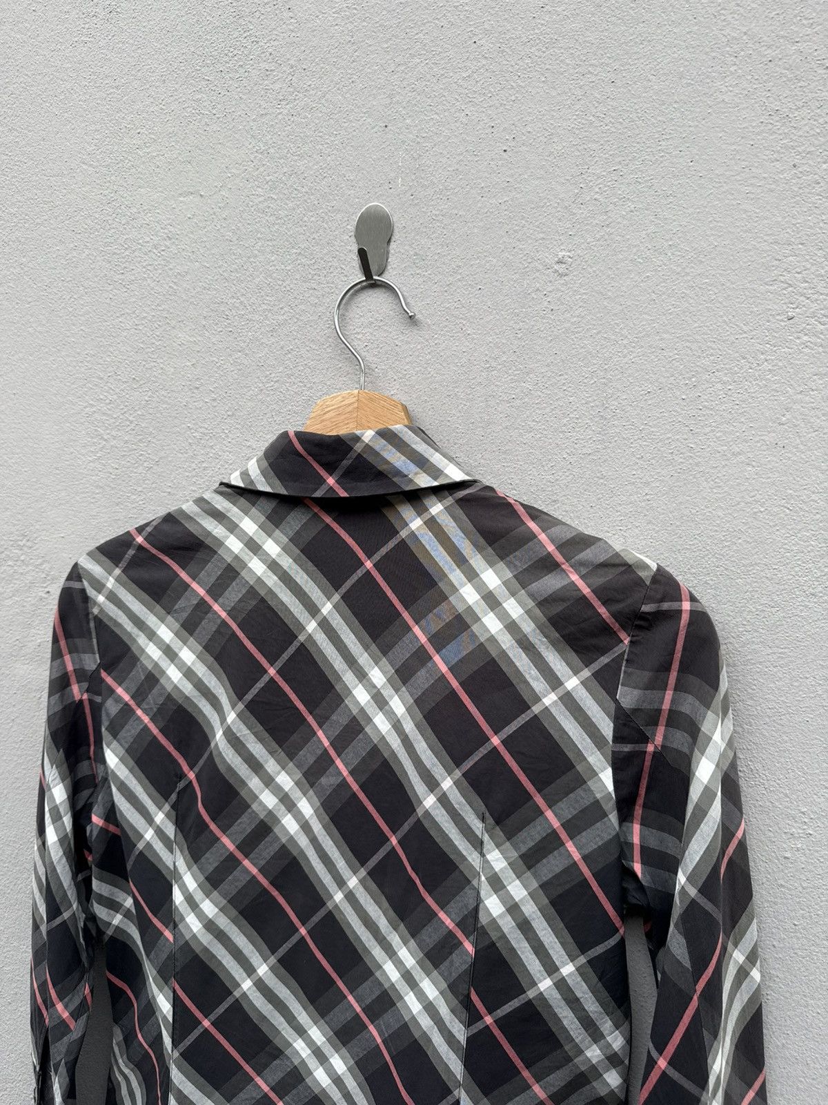 Burberry BURBERRY LONDON Nova Checkered Button Up Shirt Size S / US 4 / IT 40 - 8 Thumbnail