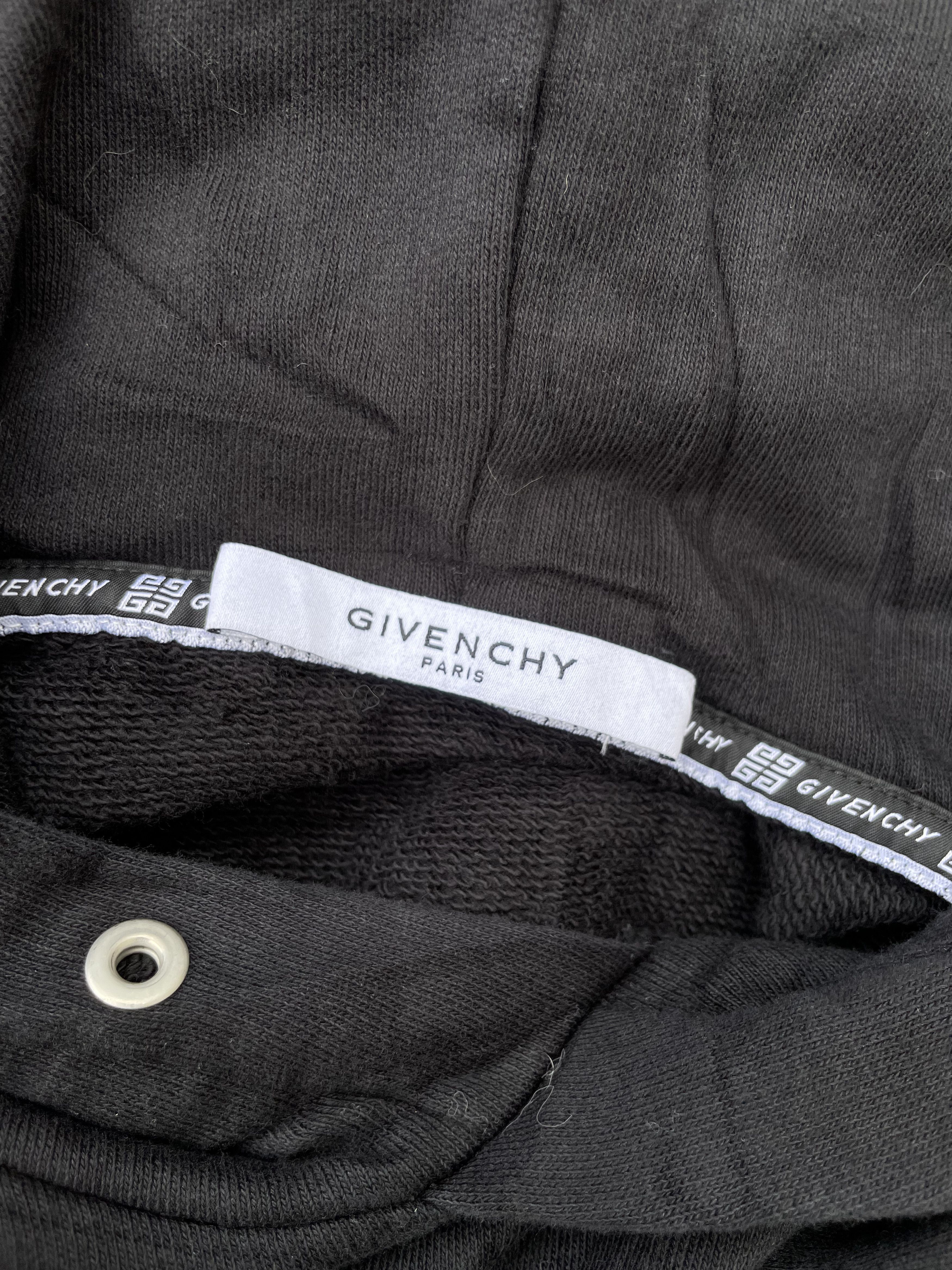 Givenchy ☄️Givenchy black distressed logo hoodie Size US XS / EU 42 / 0 - 5 Thumbnail