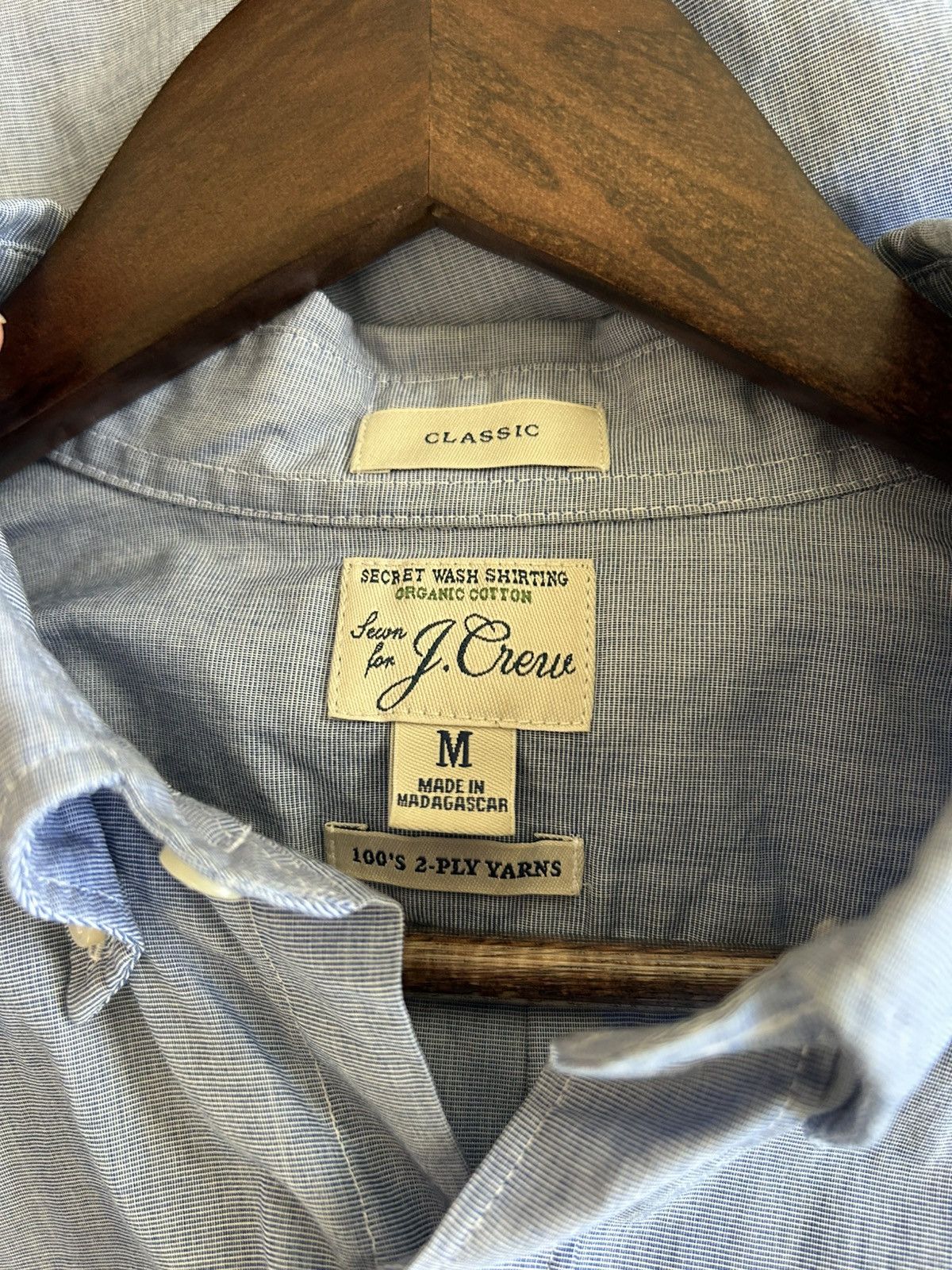 J.Crew J. Crew secret wash button down shirt. Size medium. Size US M / EU 48-50 / 2 - 3 Thumbnail