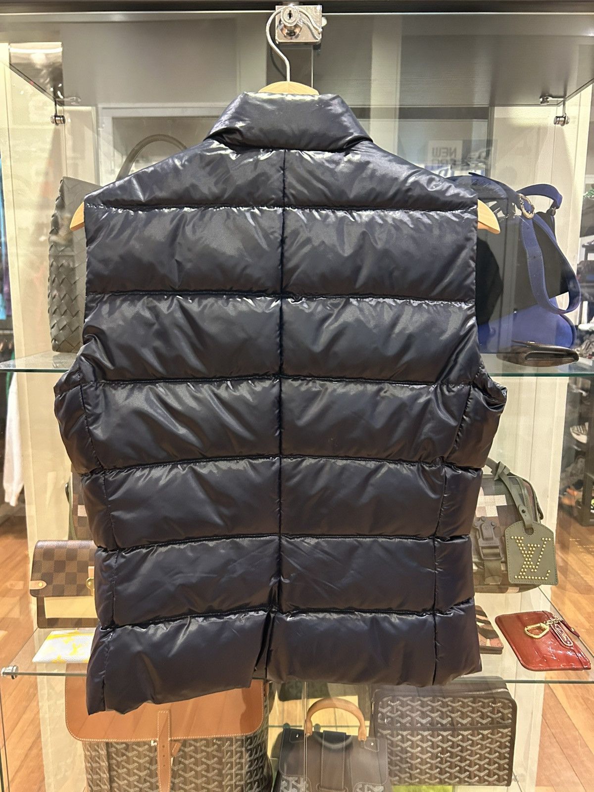 Moncler Moncler Vest Womens - Navy Size L / US 10 / IT 46 - 2 Thumbnail