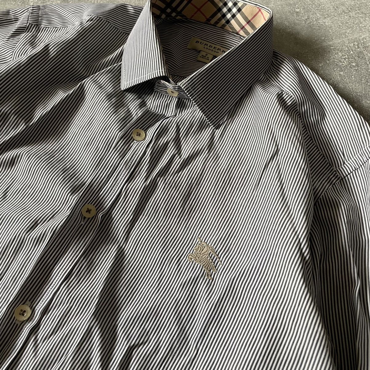 Burberry × Vintage Burberry Shirt nova check striped Old money luxury scotland Size US S / EU 44-46 / 1 - 2 Thumbnail