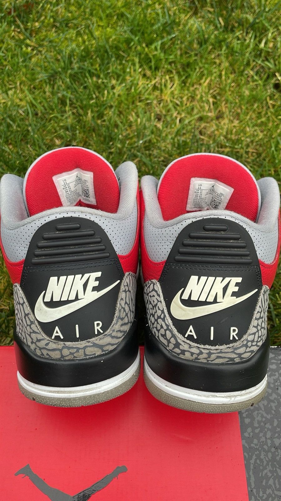 Jordan Brand × Nike Size 11 - Jordan 3 Retro SE Mid Unite Size US 11 / EU 44 - 4 Thumbnail