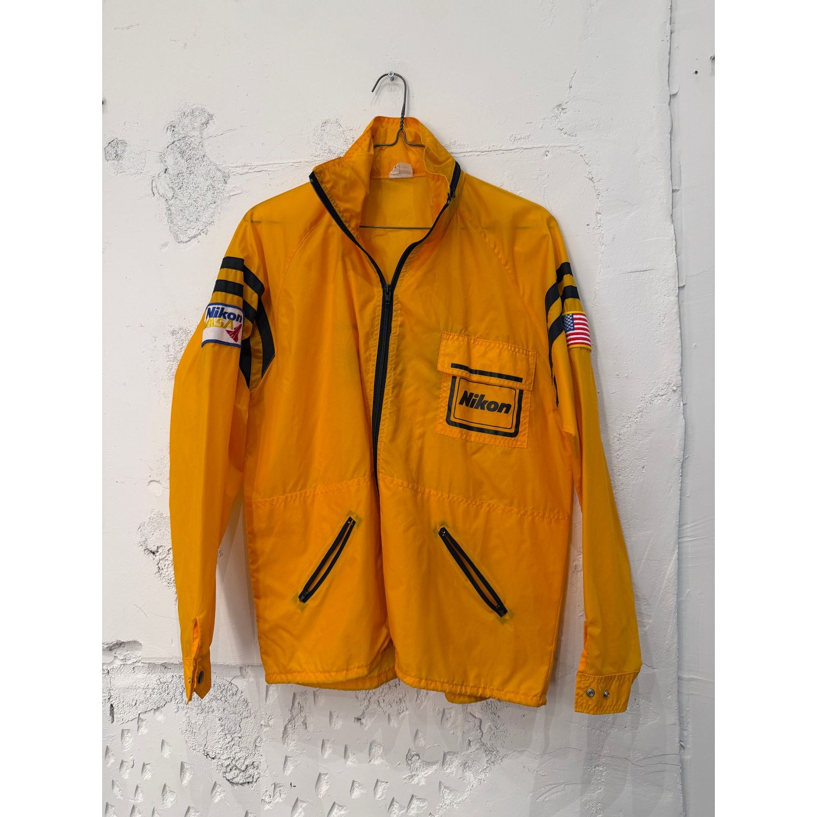 Nikon Nikon NASA Space Shuttle Windbreaker Concealed Hood Jacket Size US L / EU 52-54 / 3 - 1 Thumbnail