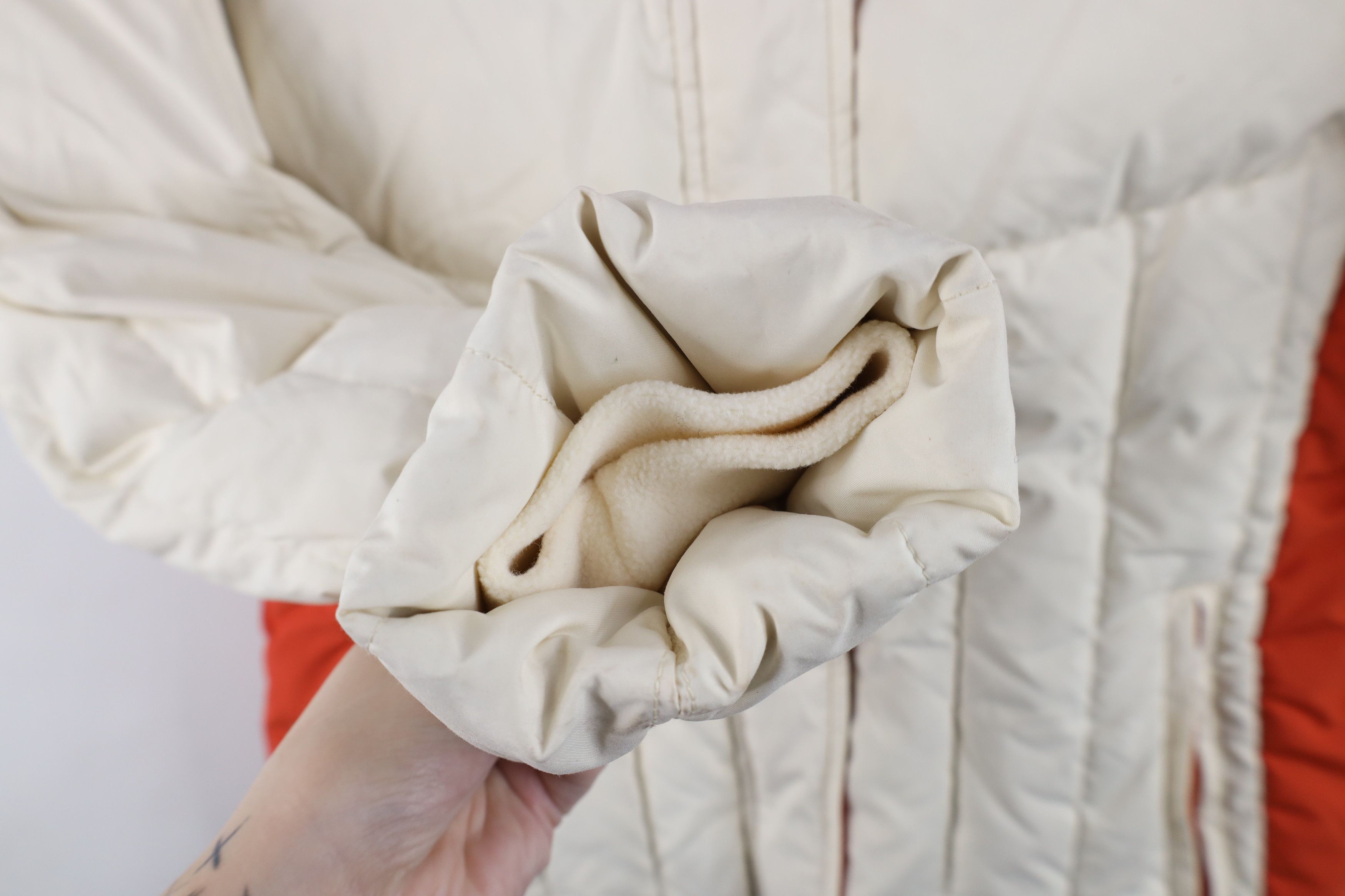 L.L. Bean Vintage LL Bean Block Duck Down Hooded Puffer Jacket Cream Size M / US 6-8 / IT 42-44 - 9 Thumbnail