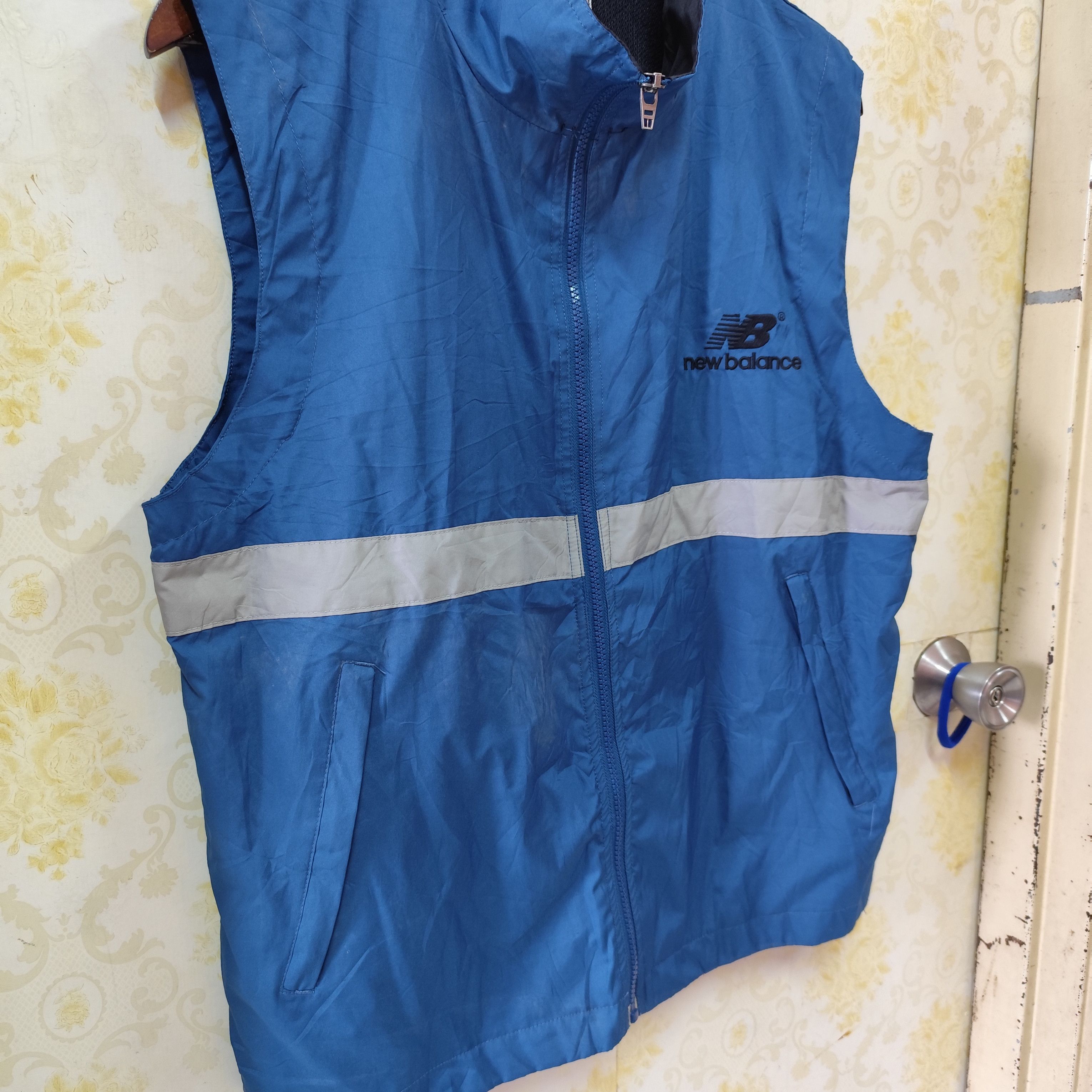 New Balance × Vintage VINTAGE NEW BALANCE VESTS Size US L / EU 52-54 / 3 - 2 Thumbnail