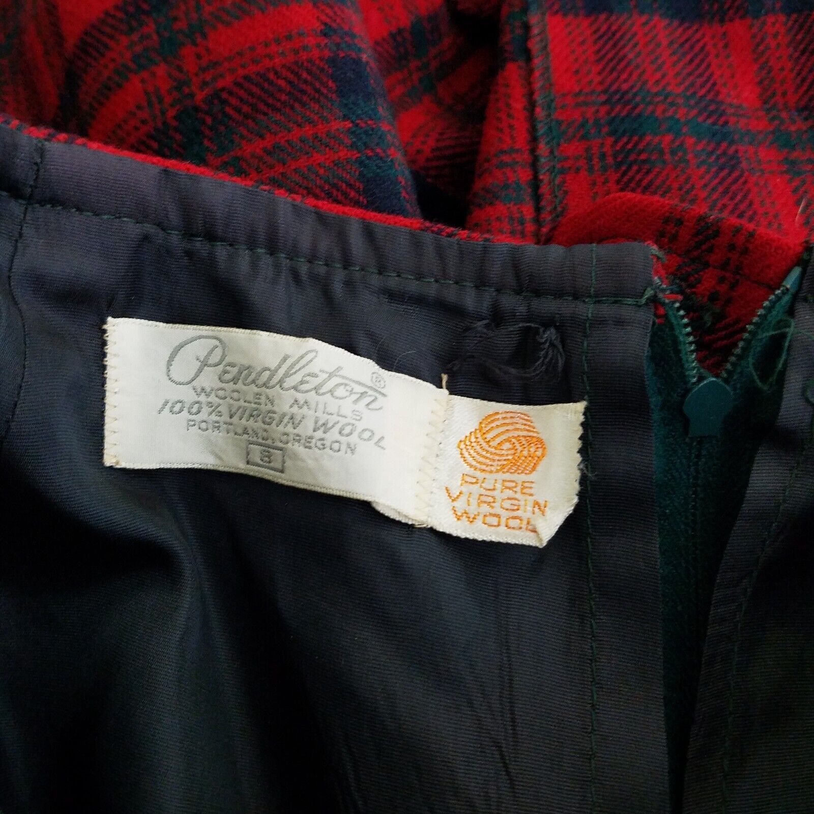 Pendleton Vtg Pendleton Calgary Wool Plaid Blazer Jacket Skirt Suit 8 Size M / US 6-8 / IT 42-44 - 8 Thumbnail