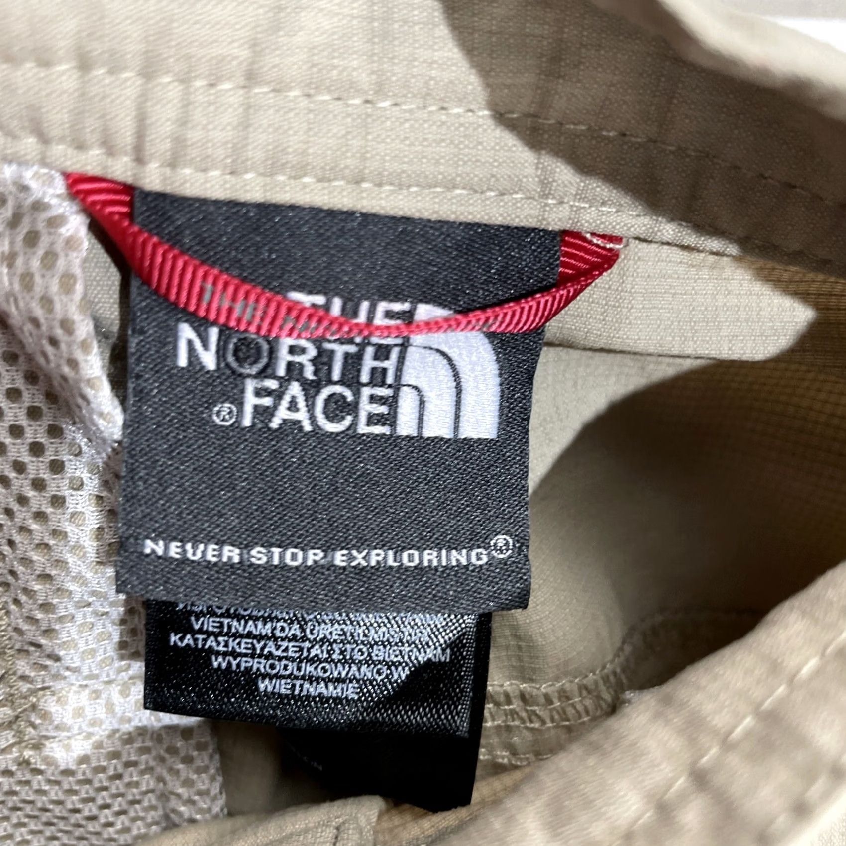 The North Face The North Face 36 Nylon Cargo Shorts Tan Outdoor Hiking Fishing Camping Men's Regular 10in Inseam Zip Pockets Breathable Solid Beige Size US 36 / EU 52 - 7 Thumbnail