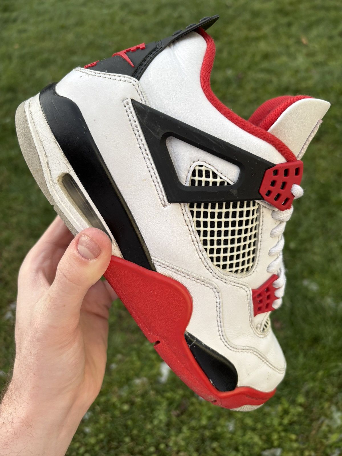 Jordan Brand Jordan 4 Retro OG Fire Red 2020 Size 8 Size US 8 / EU 41 - 1 Thumbnail