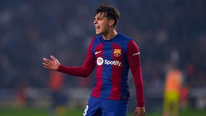 Nike BARCELONA NIKE 2023/2024 FOOTBALL HOME JERSEY #8 PEDRI Size US S / EU 44-46 / 1 - 12 Thumbnail
