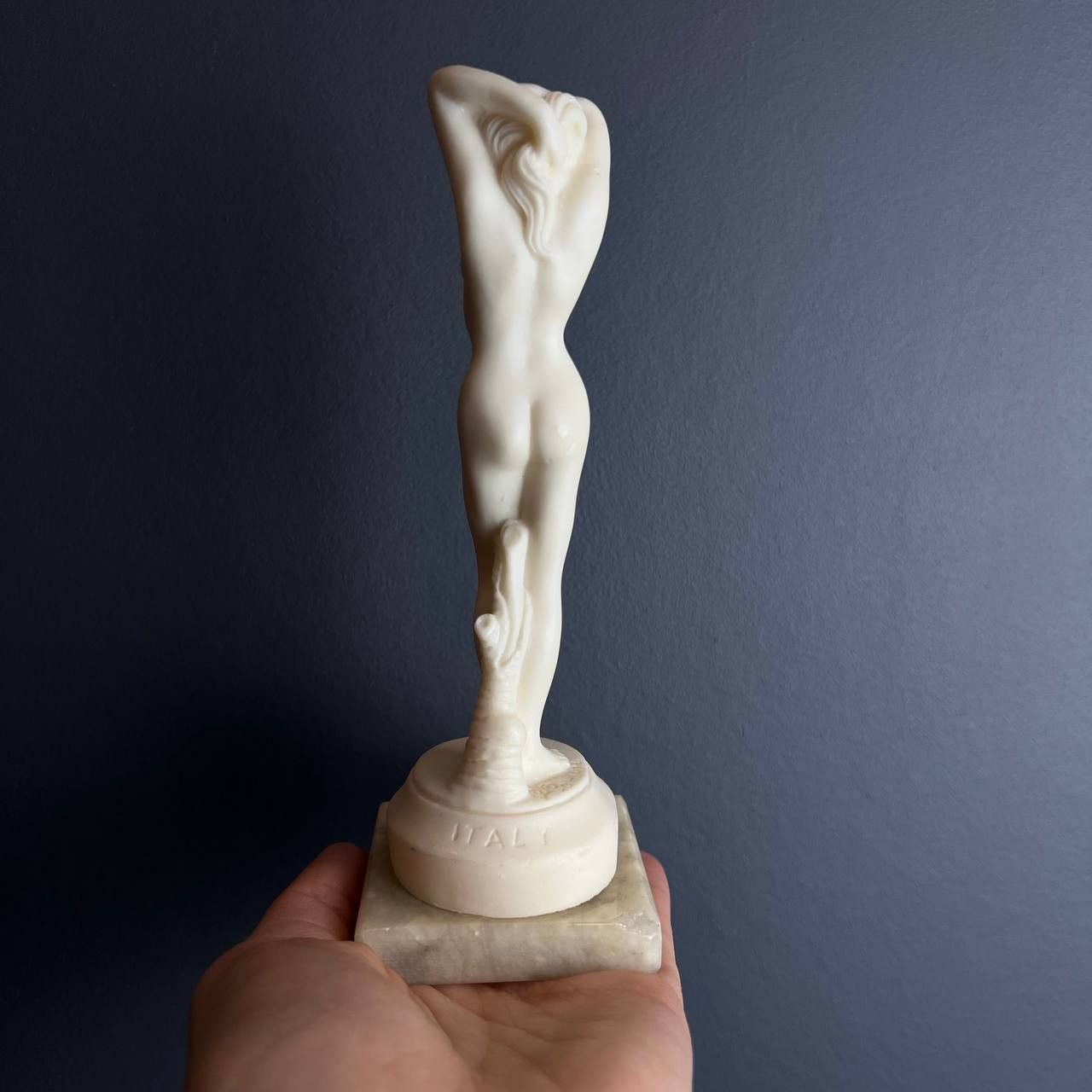 Vintage Vintage Figure Nude Naked Girl Gypsum Alabaster on Base Size ONE SIZE - 7 Thumbnail