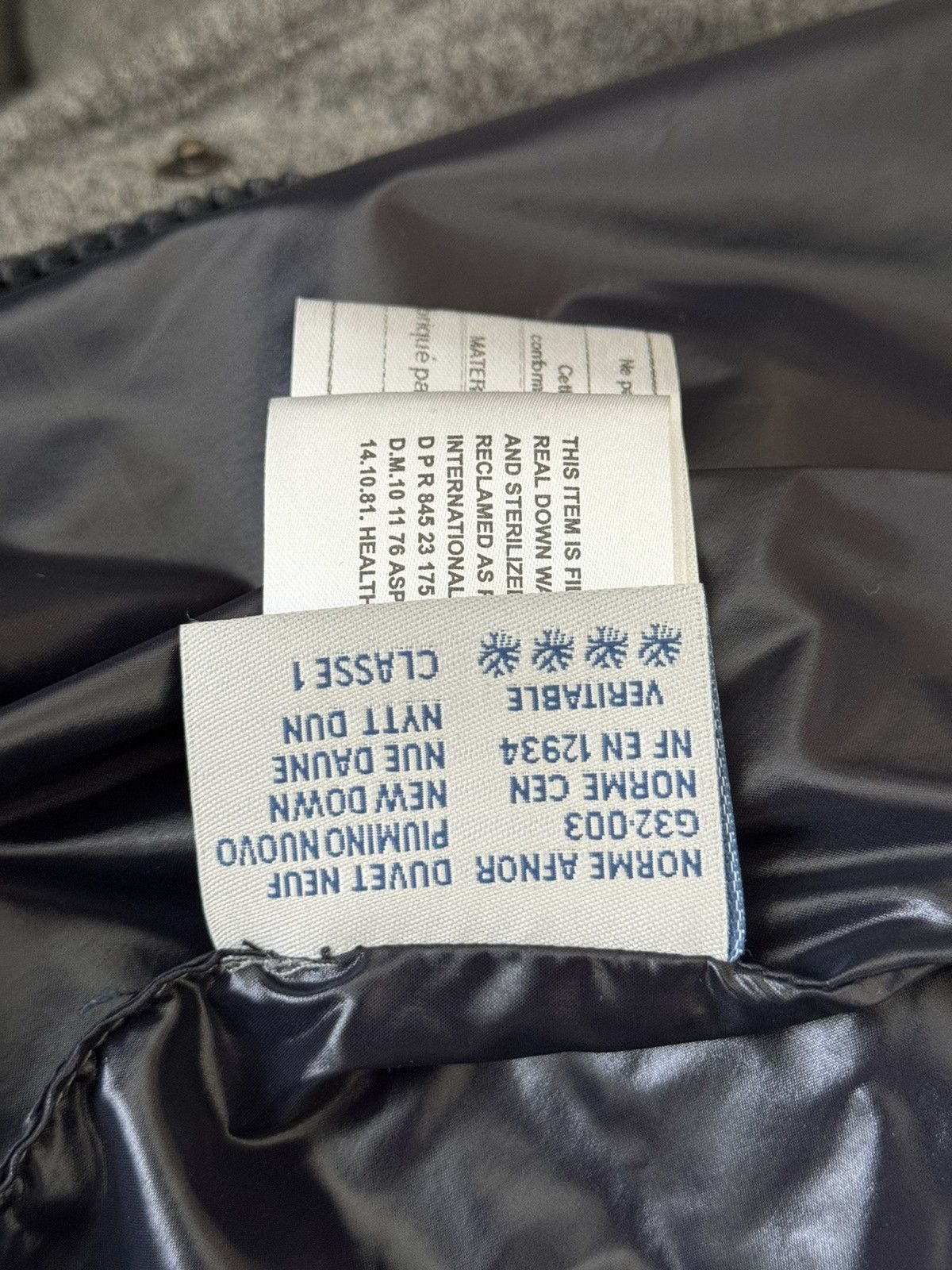 Moncler Moncler Grey Jacket Size 4 Size US L / EU 52-54 / 3 - 7 Thumbnail