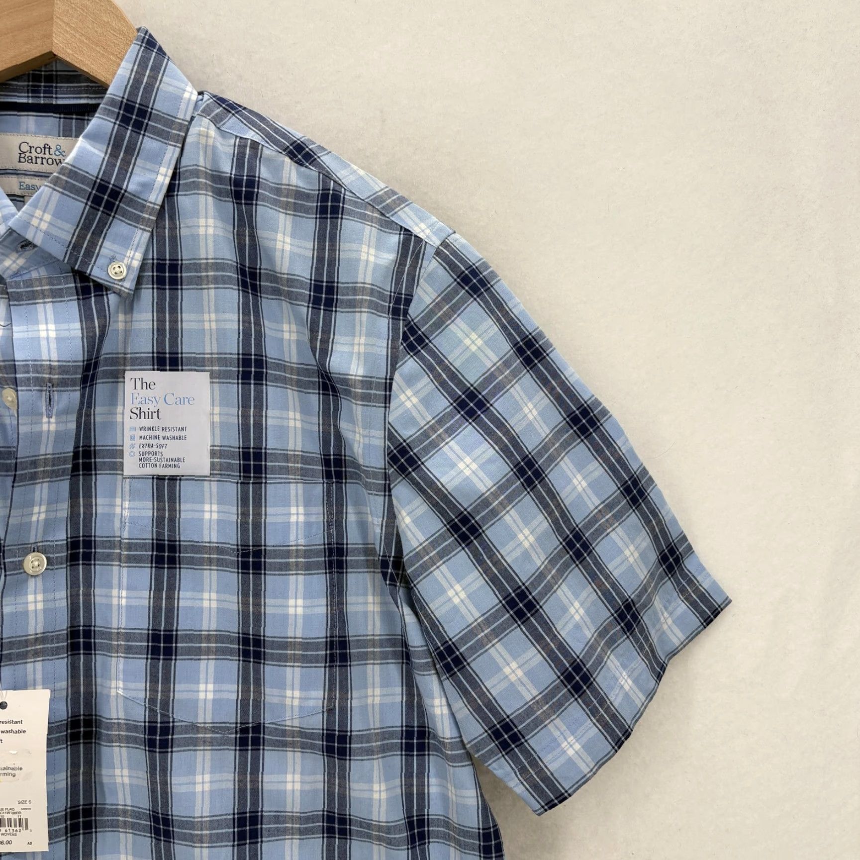 Croft & Barrow Croft & Barrow Easy Care Shirt Mens Small Blue Plaid Short Sleeve Button-Up NWT Size US S / EU 44-46 / 1 - 2 Thumbnail