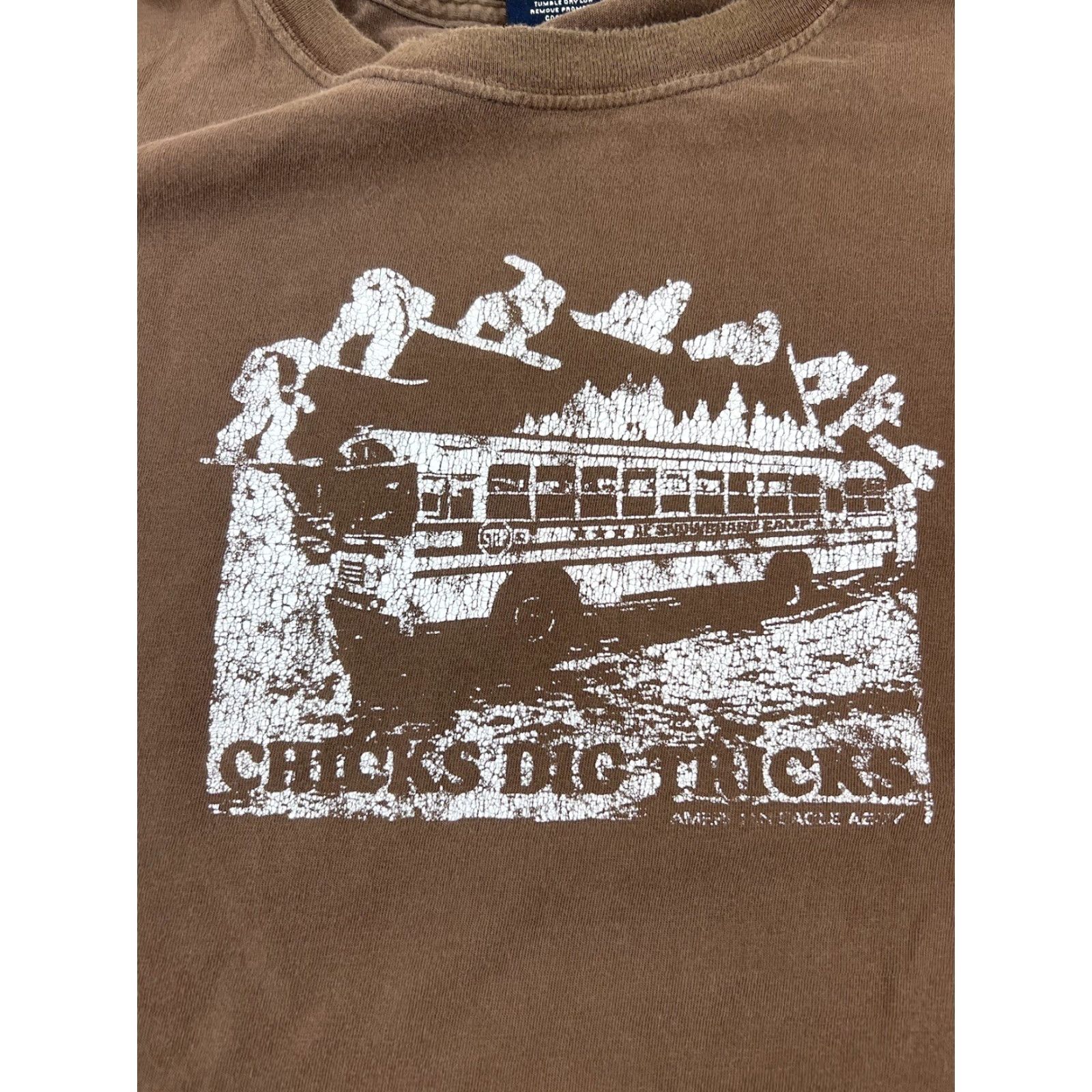 American Eagle Outfitters VINTAGE American Eagle Distressed Brown Shirt Snowboard Camp Chicks Dig Tricks Men 2XL Brown T-Shirt Size US XXL / EU 58 / 5 - 3 Thumbnail
