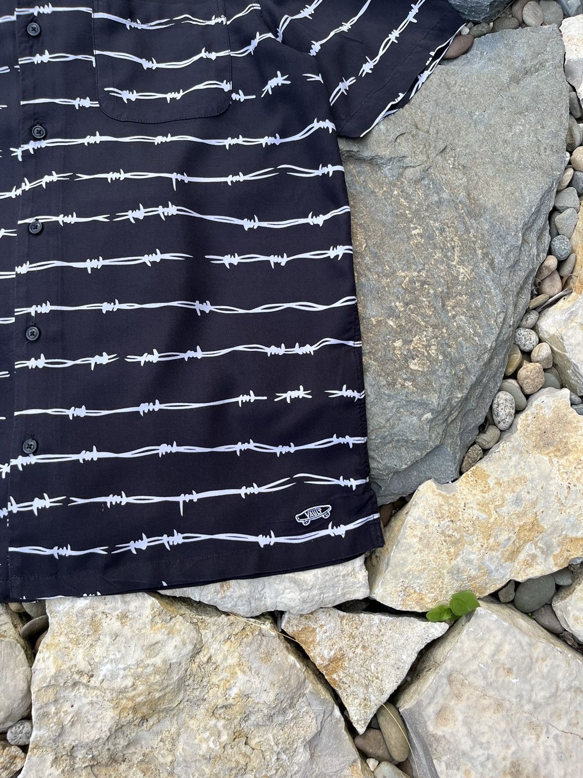 Vans Vans Vault shirt OG barbed wire pocket echidna full print Size US M / EU 48-50 / 2 - 4 Thumbnail