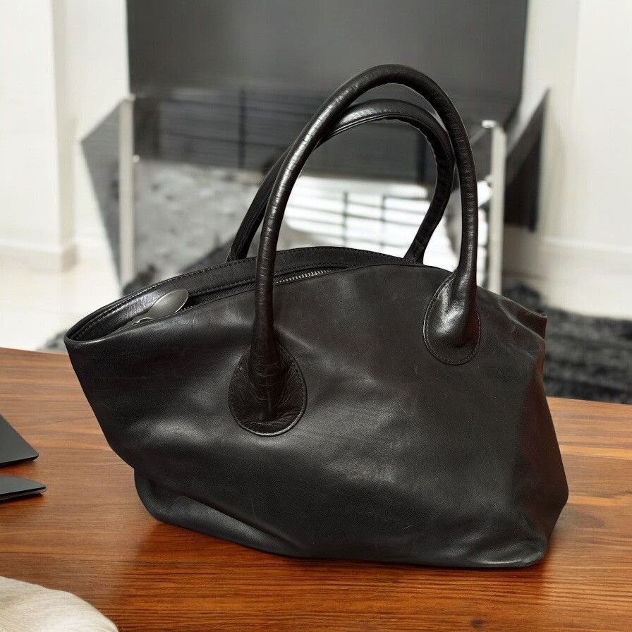 Japanese Brand HIROKO HAYASHI ASYMMETRICAL DEFORMED LEATHER BAG Size ONE SIZE - 2 Thumbnail