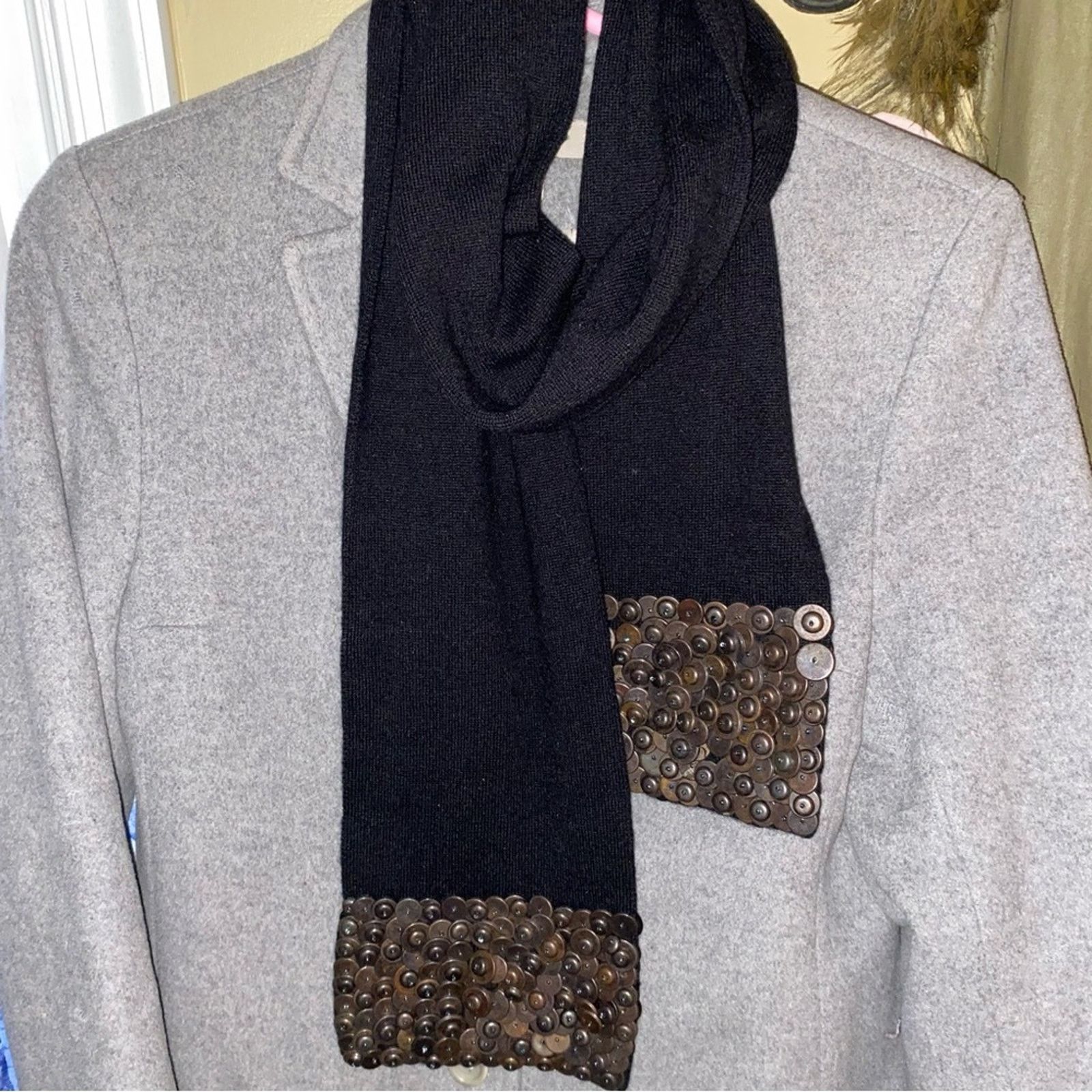 Burberry BURBERRY Black Cashmere Scarf with Copper Metallic Trim EUC Size ONE SIZE - 14 Thumbnail