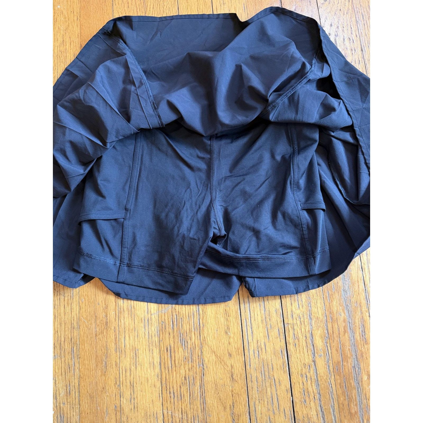 Lululemon Lululemon Womens Pleated AthleticTennis Skort sz 4 Black Size 27" / US 4 / IT 40 - 4 Thumbnail