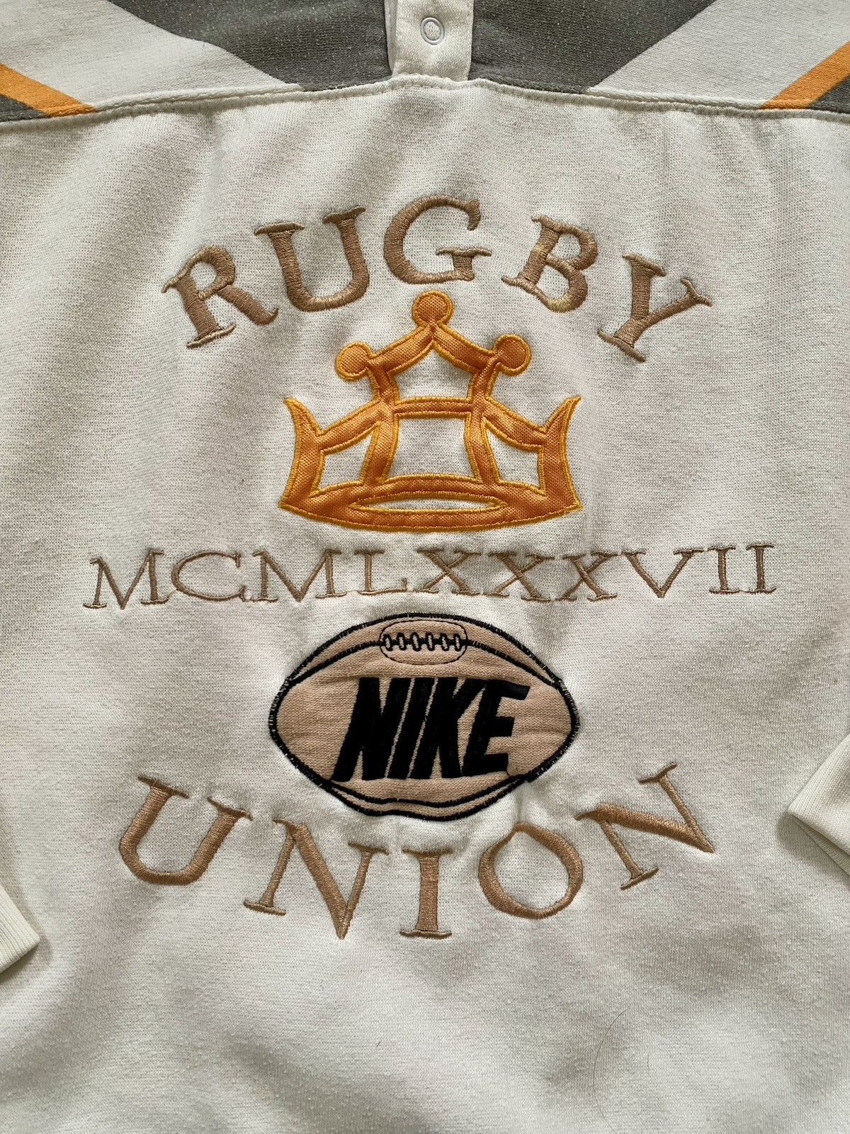 Nike Vintage Nike Rugby Union Sweatshirt L Size US L / EU 52-54 / 3 - 3 Thumbnail