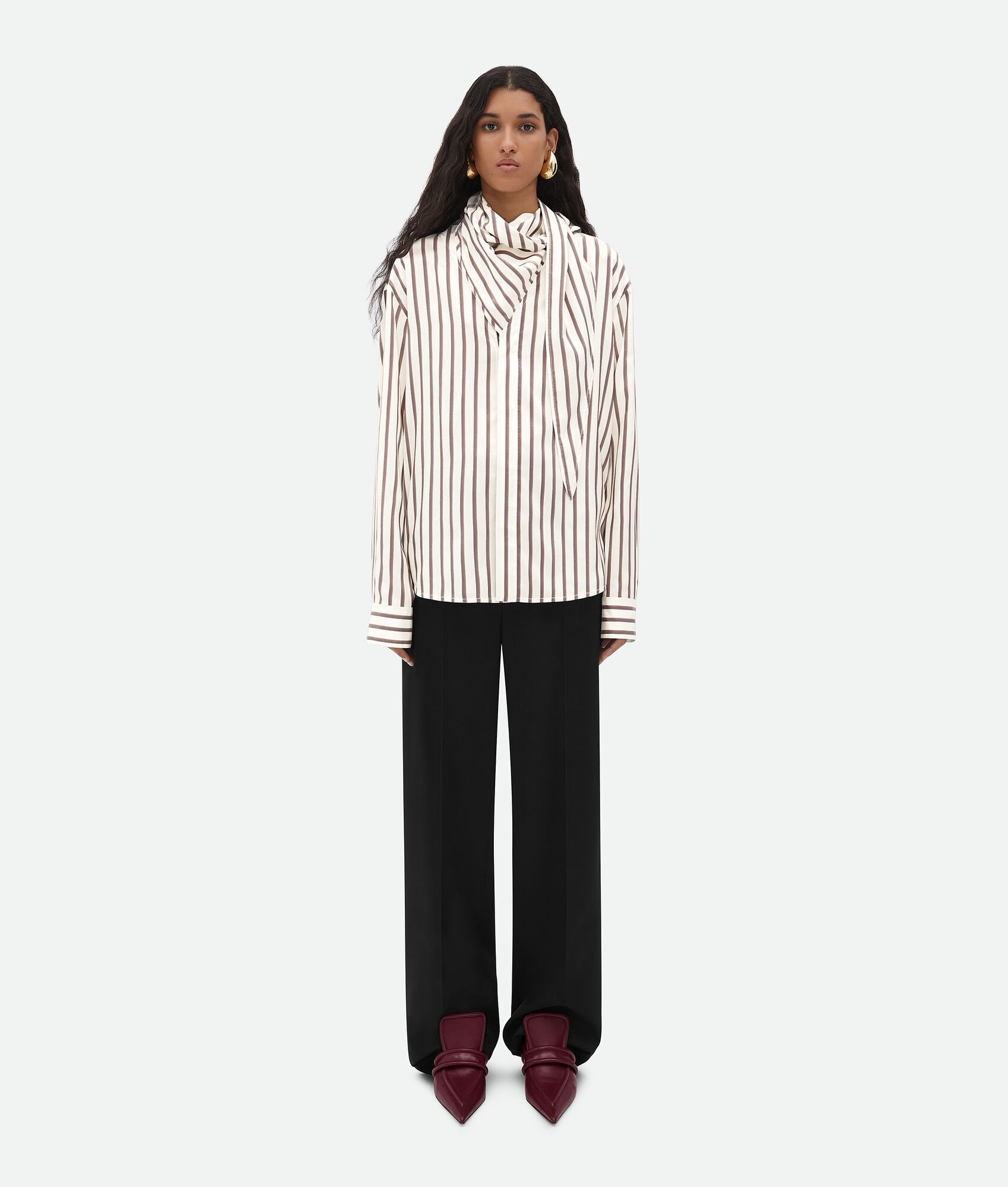 Bottega Veneta o1n1vont0325 Silk Bicolor Striped Shirt in White/Brown Size XS / US 0-2 / IT 36-38 - 4 Thumbnail