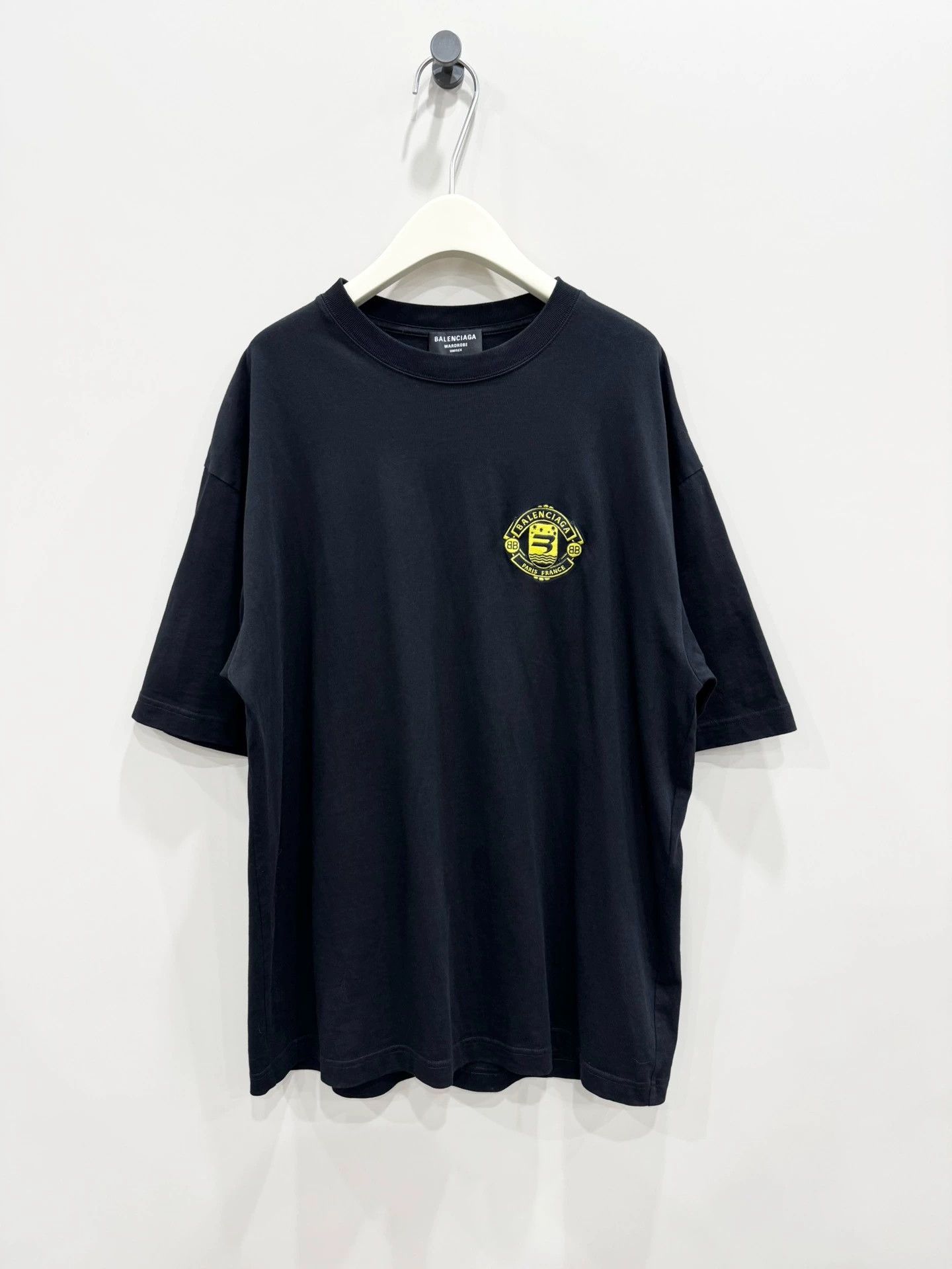 Balenciaga Balenciaga Embroidered Badge Short Sleeve - dmc Size US M / EU 48-50 / 2 - 1 Thumbnail